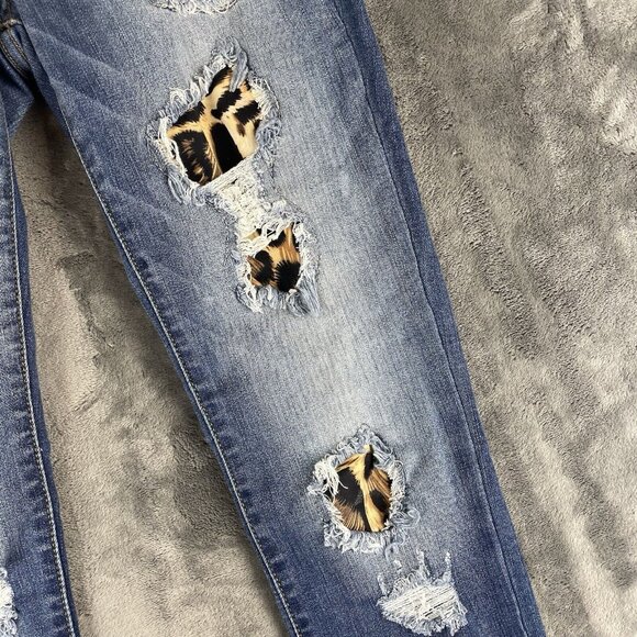 Judy Blue Womens Distressed Skinny Fit Leopard Cheetah Patches Jeans Size 5/27 - Picture 7 of 13